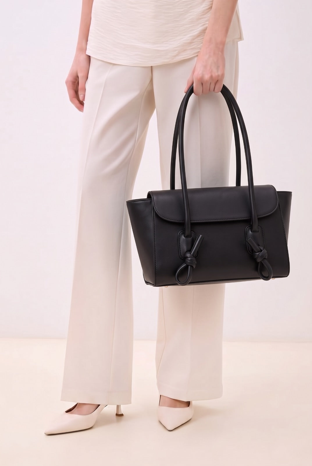 Dani Handbag – White