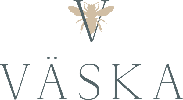 VÄSKA