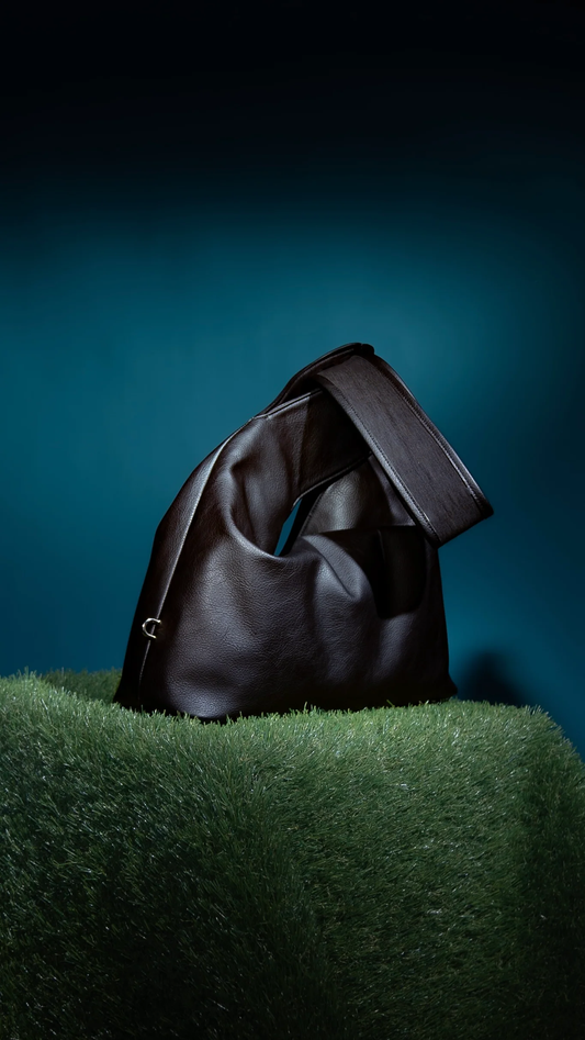 In the mood for — Work (knot laptop bag) Black